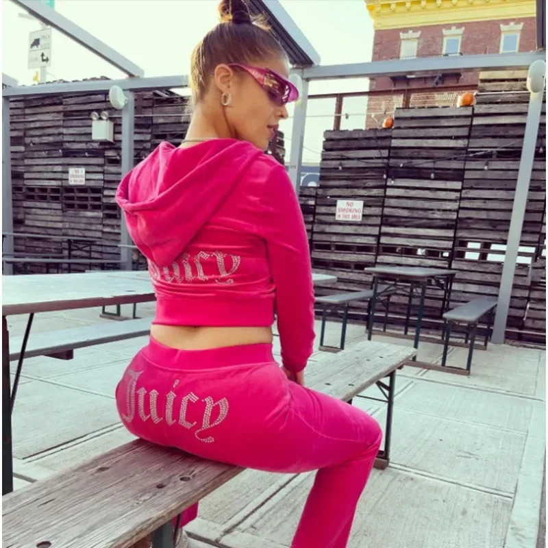 Damski welurowy dres Juicy Cou – Winter Clothing Gear recenzja i cena